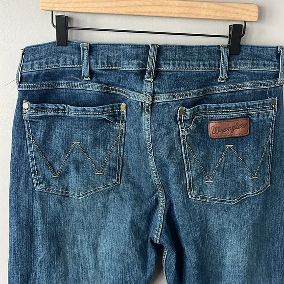 Wrangler Retro Slim Bootcut Jeans 34 x 36 - Picture 3 of 7